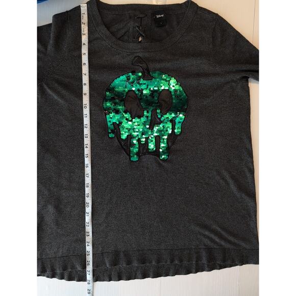 Disney Snow White Dripping Apple Sweater Womens 1X Gray Green Sequin Spooky Top - Picture 11 of 13